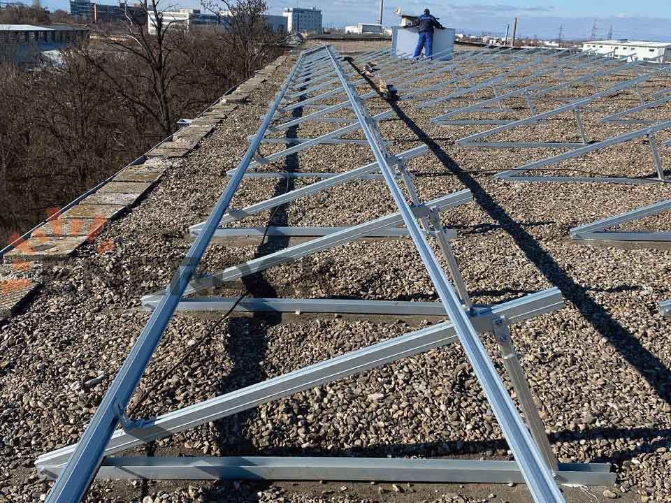 Sistema de trípode de techo plano de hormigón de 35KW en bulgaria
