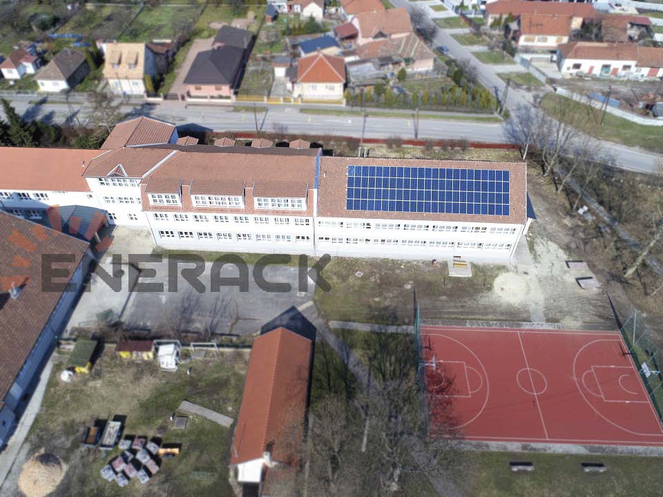 Sistema de gancho para techo de tejas 35KW T01 en Hungría