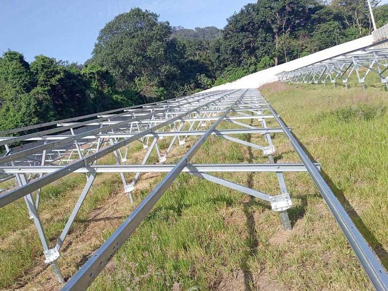 Caso de sistemas de montaje solar terrestre ZAM en Guatemala