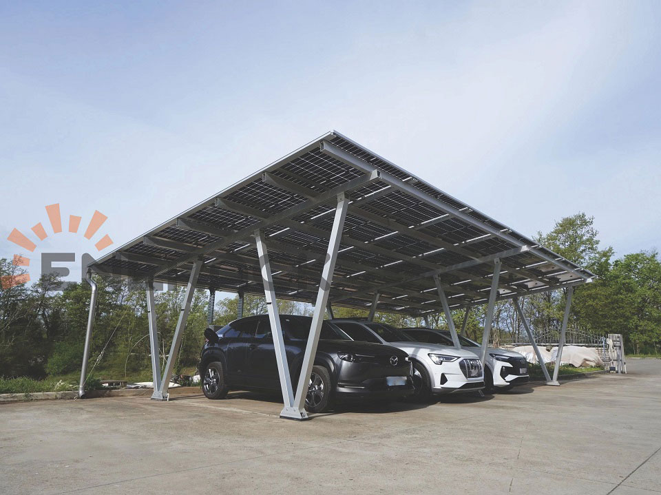 Sistema de montaje solar para cochera a prueba de agua de 12KW en croacia