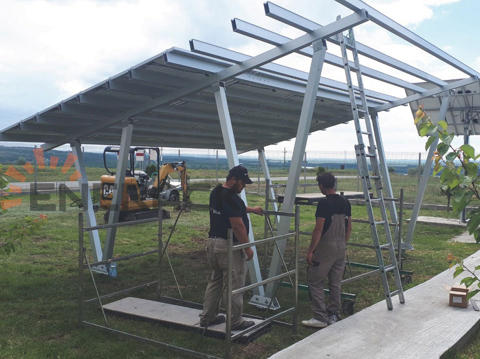 Sistema de montaje solar de cochera estándar de 8KW en Rumania