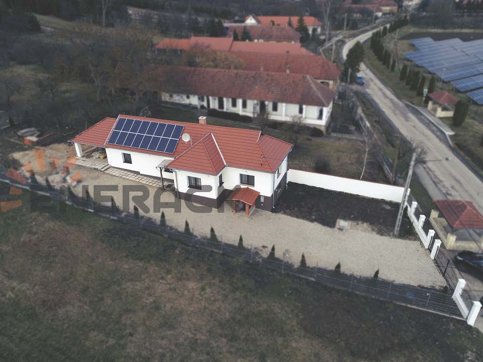 Sistema de gancho para techo de tejas 6KW T01 en Hungría